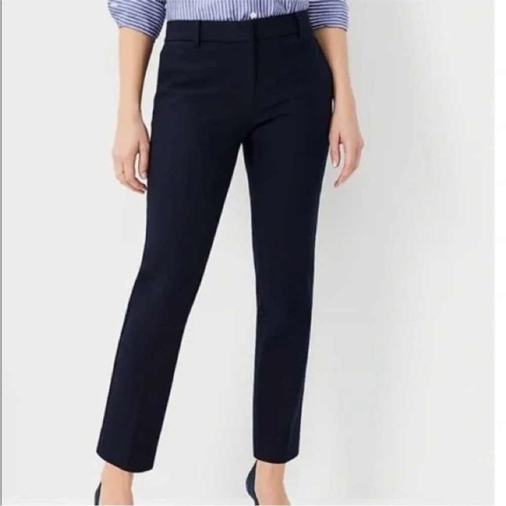 Ann Taylor Define Fit Navy Blue Straight Leg Pants Women’s Size 8